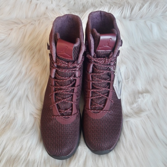 NEW Nike Jordan Future Boots - Picture 6 of 7